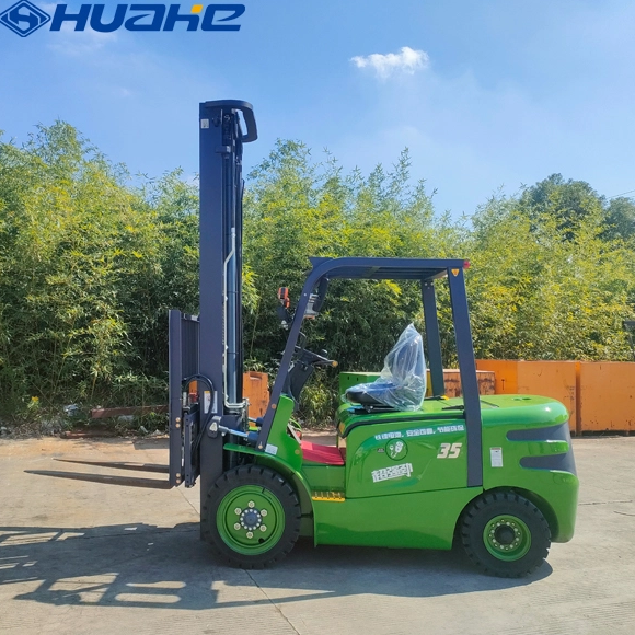 ¿Cuál es la altura máxima que puede levantar el montacargas general?